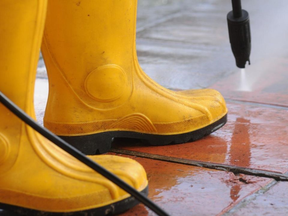 Умная мойка для дачи: как выбрать идеальный аппарат и не ошибиться