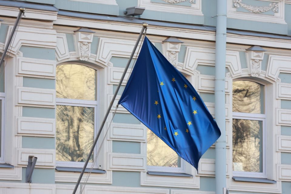 Скандал в Европейском Союзе: США вводят запрет для европейских чиновников