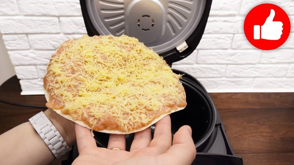 Пирог из лаваша с фаршем и сыром в мультиварке