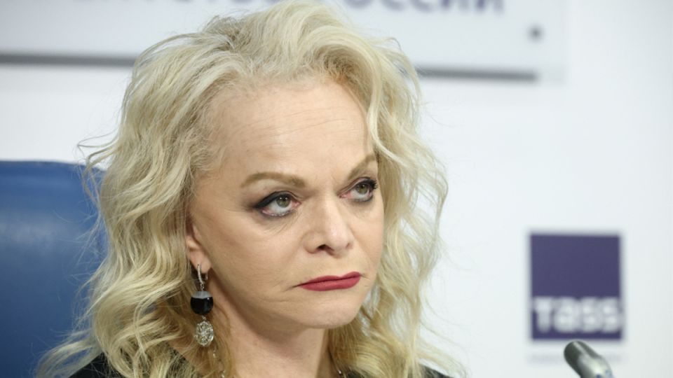 Лариса Долина и мошенники: как популярная артистка оказалась в ловушке