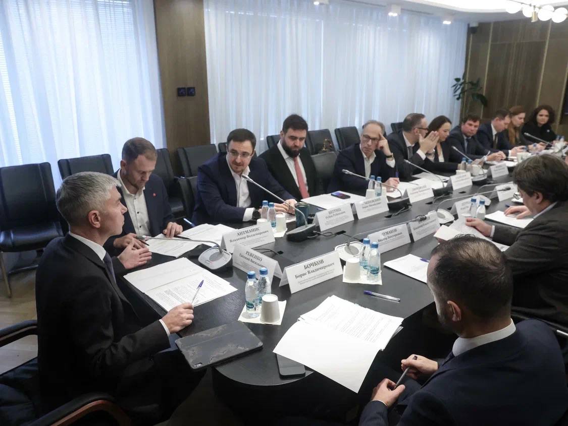 Заседание Рабочей группы по развитию Легкой Атлетики при Комитете Госдумы по спорту Заседание Рабочей группы по развитию Легкой Атлетики при Комитете Госдумы по спорту