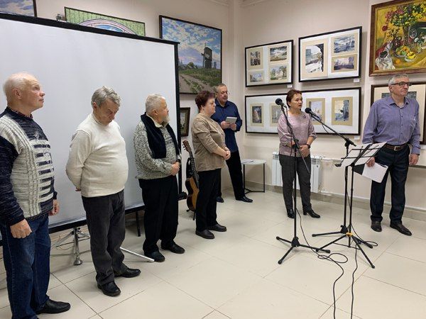 В библиотеки Донбасса направят литературный альманах ивановских авторов