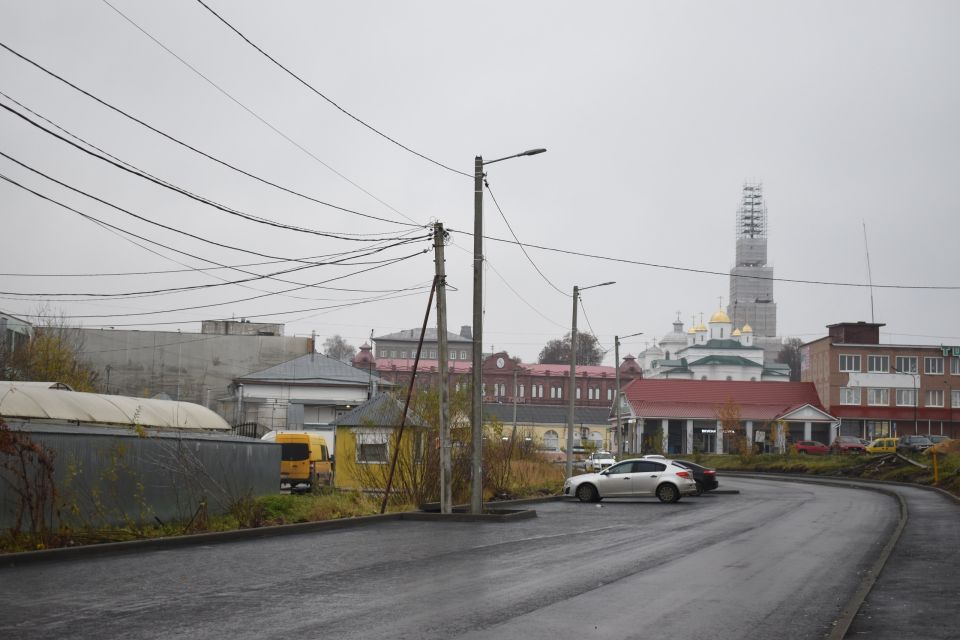 Почти 40 парковочных мест дополнительно организовано в центре Кинешмы Ивановской области