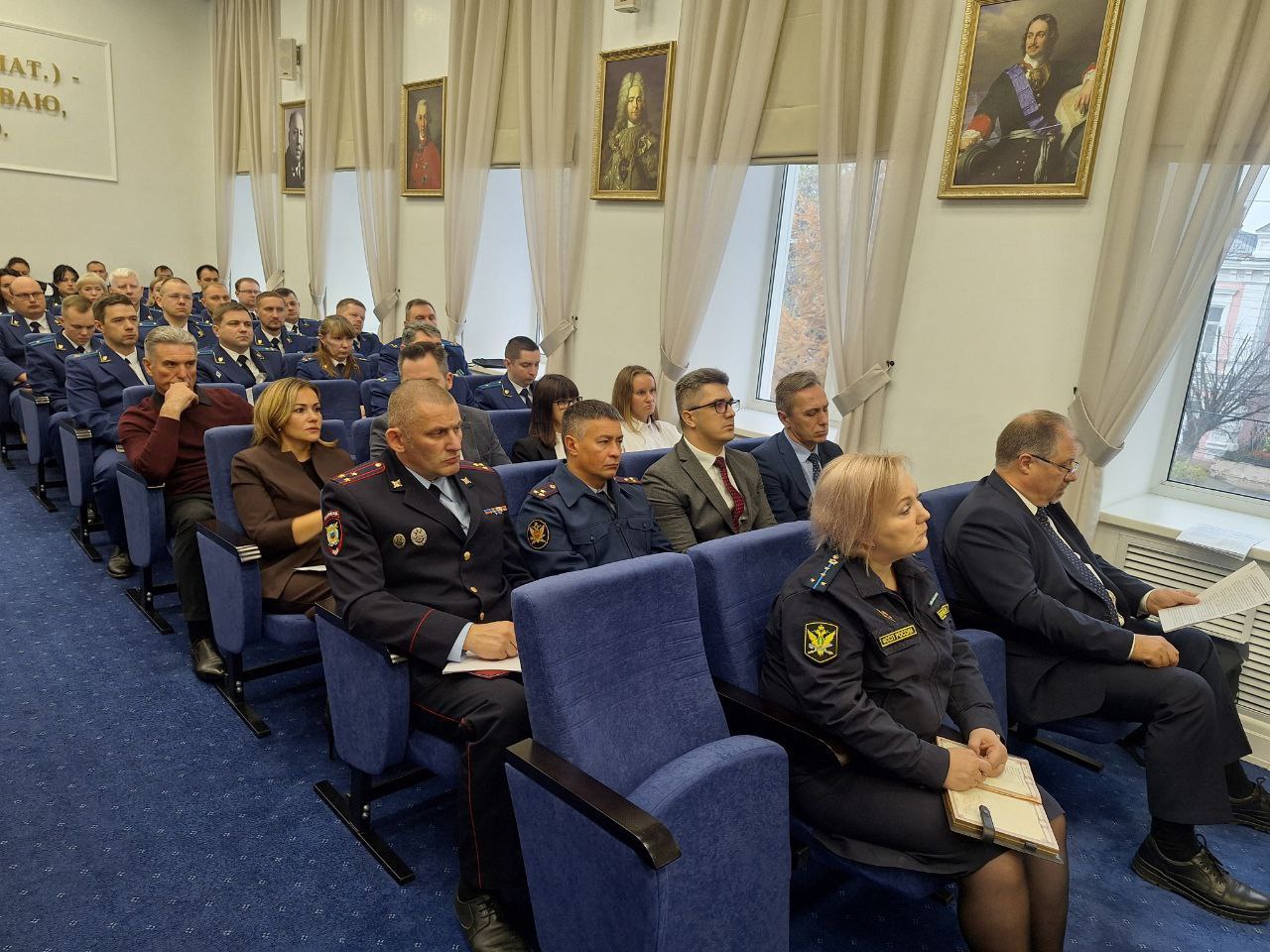 Под председательством прокурора Ивановской области Андрея Жугина состоялось заседание коллегии прокуратуры области по вопросам противодействия преступлениям, совершаемым с использованием информационно-коммуникационных... Под председательством прокурора Ивановской области Андрея Жугина состоялось заседание коллегии прокуратуры области по вопросам противодействия преступлениям, совершаемым с использованием информационно-коммуникационных...