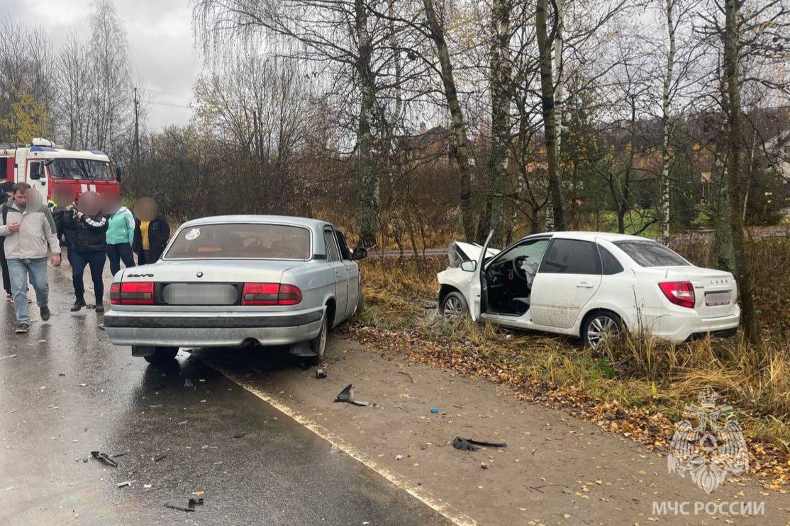 За минувшие сутки пожарно- спасательные подразделения: За минувшие сутки пожарно- спасательные подразделения:
