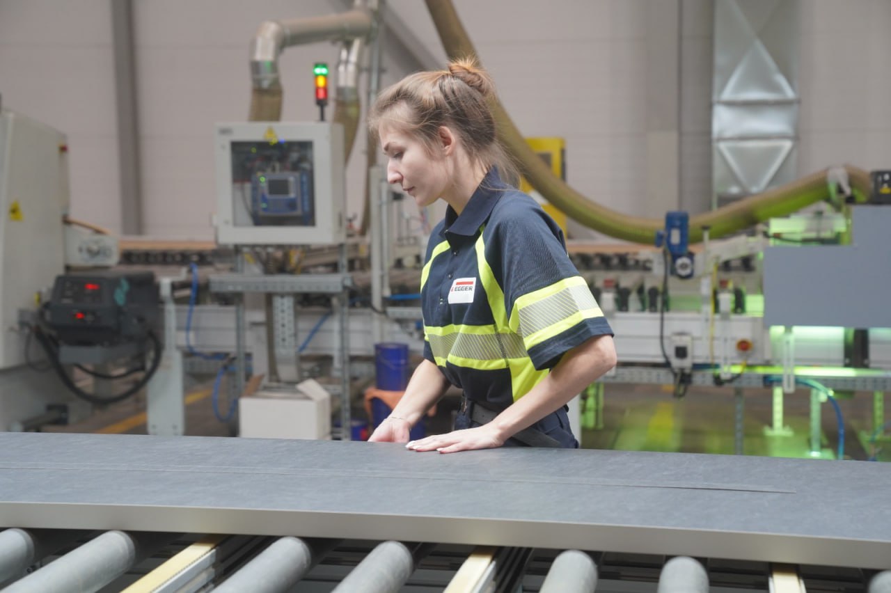 Деревообрабатывающее предприятие в Шуе развивает производственную площадку и участвует в реализации социальных проектов Деревообрабатывающее предприятие в Шуе развивает производственную площадку и участвует в реализации социальных проектов