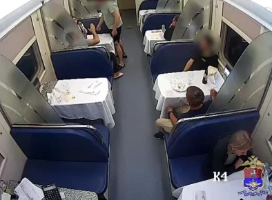 12345. В Тверской области полиция сняла с поезда дебошира из Коми за хулиганские выходки в пути следования В дежурную часть линейного отдела МВД России на станции Бологое от диспетчера железной дороги поступило сообщение о...