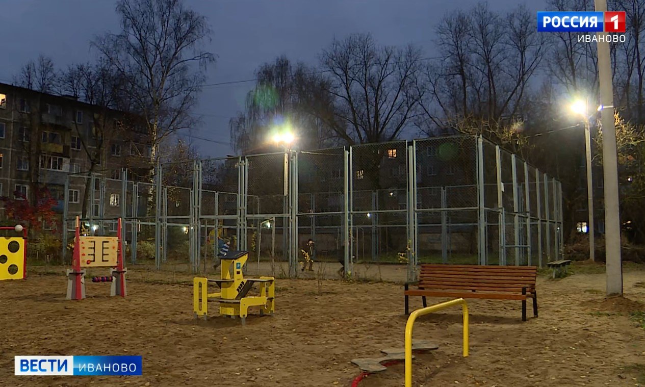 Более 30 ивановских дворов в этом году стали светлее