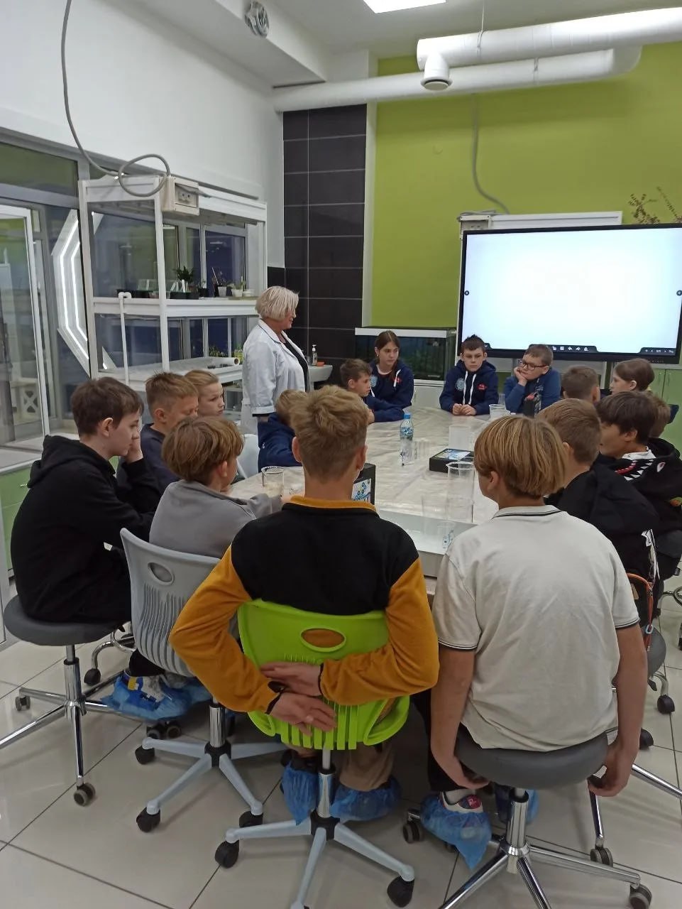 Юные хоккеисты со всего региона готовятся к новому сезону на льду ФОК «Арена Иваново» Юные хоккеисты со всего региона готовятся к новому сезону на льду ФОК «Арена Иваново»