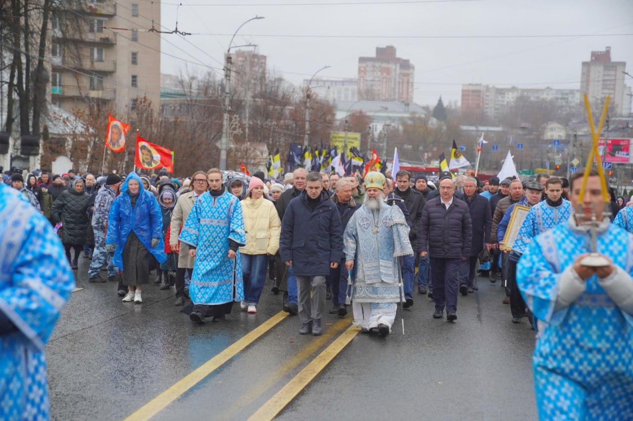 В Ивановской области проходят мероприятия ко Дню народного единства и православному празднику – Казанской иконы Пресвятой Богородицы В Ивановской области проходят мероприятия ко Дню народного единства и православному празднику – Казанской иконы Пресвятой Богородицы
