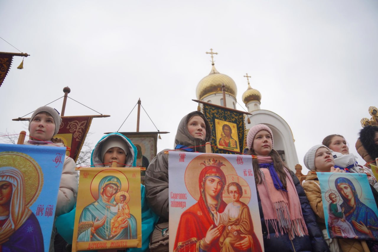 В Ивановской области проходят мероприятия ко Дню народного единства и православному празднику – Казанской иконы Пресвятой Богородицы В Ивановской области проходят мероприятия ко Дню народного единства и православному празднику – Казанской иконы Пресвятой Богородицы