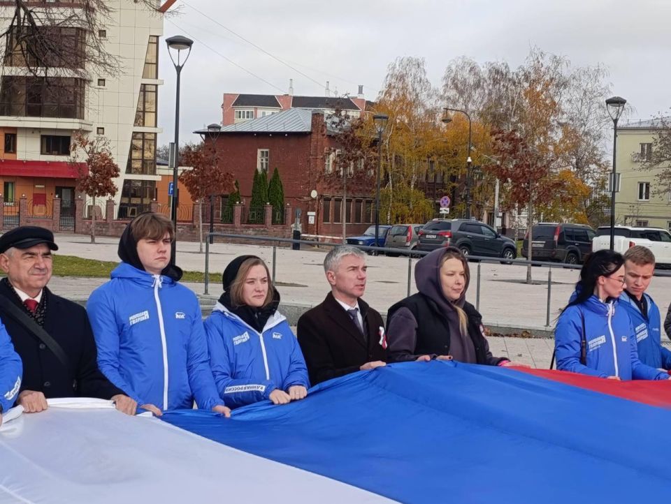 В рамках региональной недели член Комитета Государственной Думы по физической культуре и спорту Евгений Ревенко посетил Воронежскую область В рамках региональной недели член Комитета Государственной Думы по физической культуре и спорту Евгений Ревенко посетил Воронежскую область