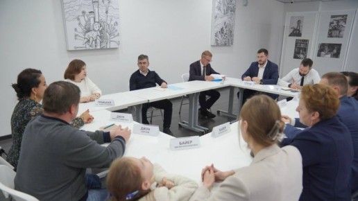 Губернатор Ивановской области встретился с семьями из Германии