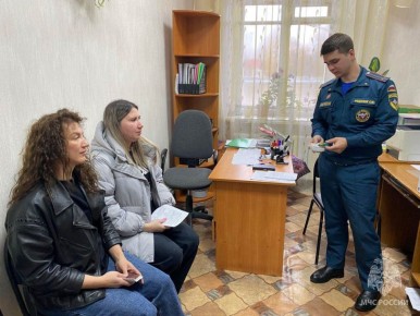 Многодетным семьям Пучежского района вручили пожарные извещатели