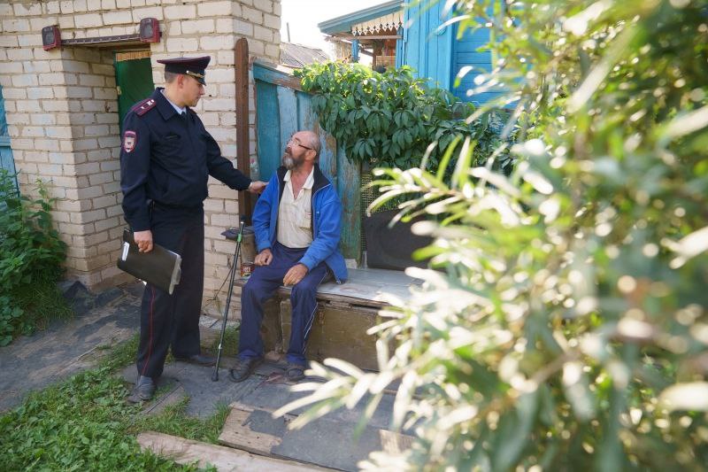 17 ноября 1923 года Народным комиссариатом внутренних дел РСФСР была утверждена «Инструкция народному надзирателю», которая определяла работу милиционеров, ответственных за обеспечение порядка на конкретных участках 17 ноября 1923 года Народным комиссариатом внутренних дел РСФСР была утверждена «Инструкция народному надзирателю», которая определяла работу милиционеров, ответственных за обеспечение порядка на конкретных участках