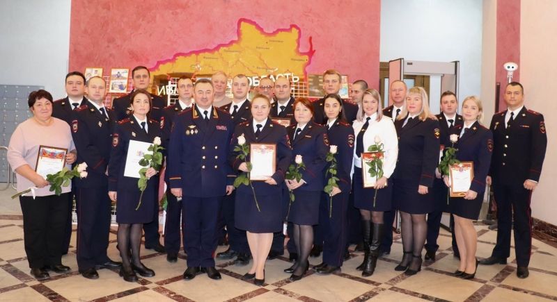 17  1923           ,    ,       