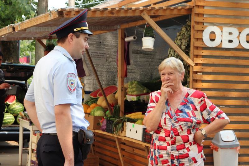 17 ноября 1923 года Народным комиссариатом внутренних дел РСФСР была утверждена «Инструкция народному надзирателю», которая определяла работу милиционеров, ответственных за обеспечение порядка на конкретных участках 17 ноября 1923 года Народным комиссариатом внутренних дел РСФСР была утверждена «Инструкция народному надзирателю», которая определяла работу милиционеров, ответственных за обеспечение порядка на конкретных участках