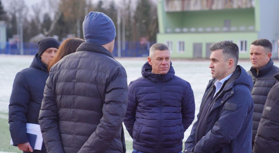 Масштабное обновление стадиона «Труд» завершается в Родниках Ивановской области