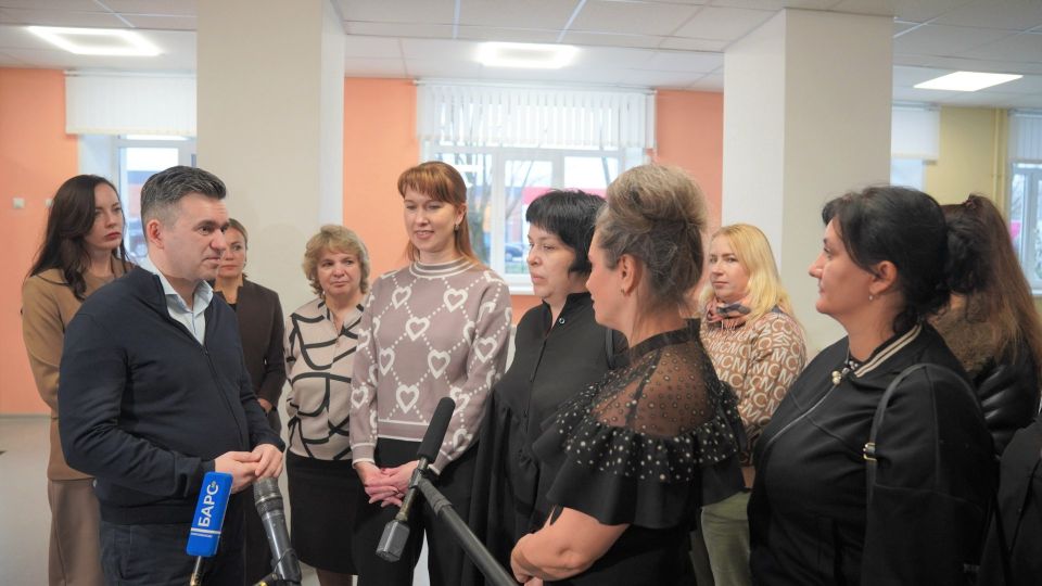 Губернатор Ивановской области проверил обновленную школу № 3 в Родниках