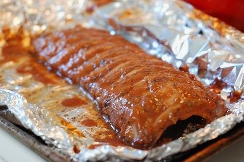 Невероятно нежная свинина, запеченная в фольге