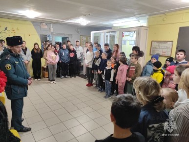 Пожарные воспитывали культуру безопасности у юных южан