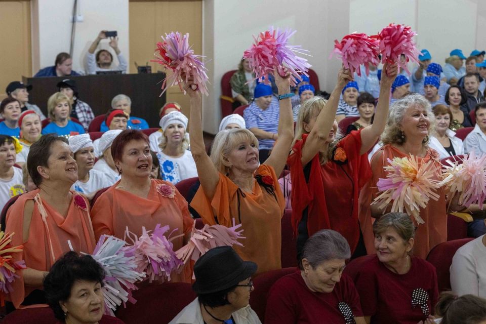 Чемпионат по чир-спорту среди граждан старшего поколения завершился в Ивановской области