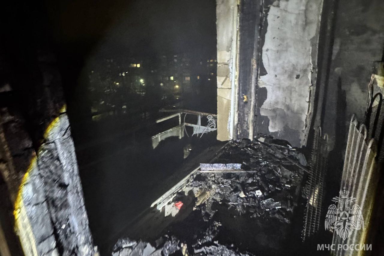 За минувшие сутки пожарно- спасательные подразделения: За минувшие сутки пожарно- спасательные подразделения: