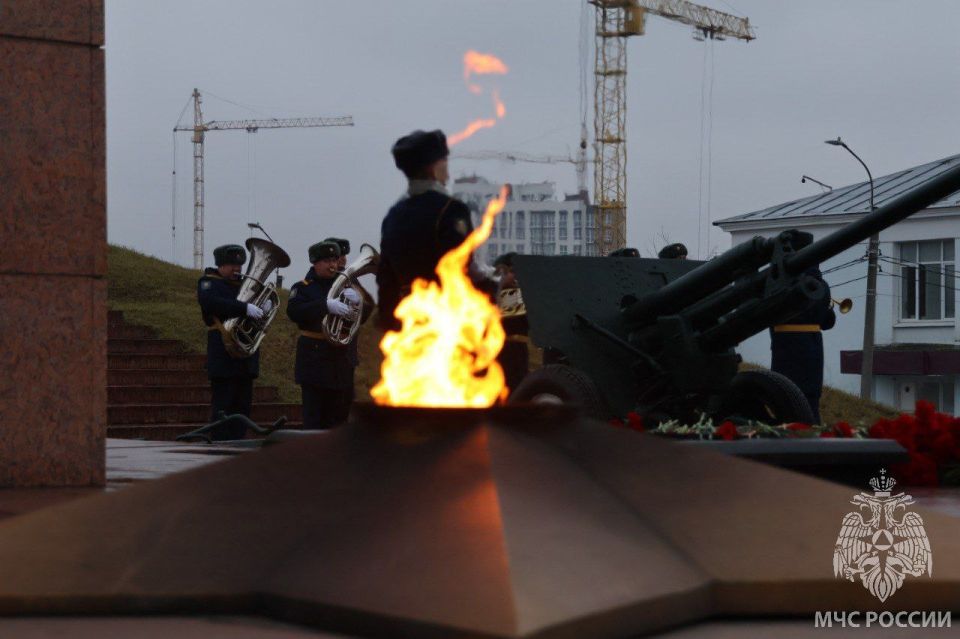 Ежегодно в России 3 декабря отмечается День Неизвестного солдата Ежегодно в России 3 декабря отмечается День Неизвестного солдата