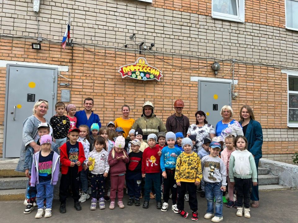 5 декабря отмечается День добровольца (волонтера) 5 декабря отмечается День добровольца (волонтера)