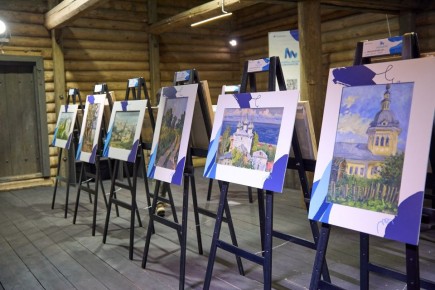 В Плёсе продолжает работу выставка по итогам Всероссийского пленэра молодых художников