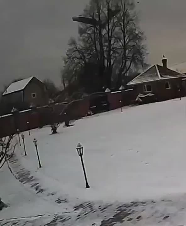 ����� �������� ������-������������� ��-22 "�����" � ���������� ������� 9 �������