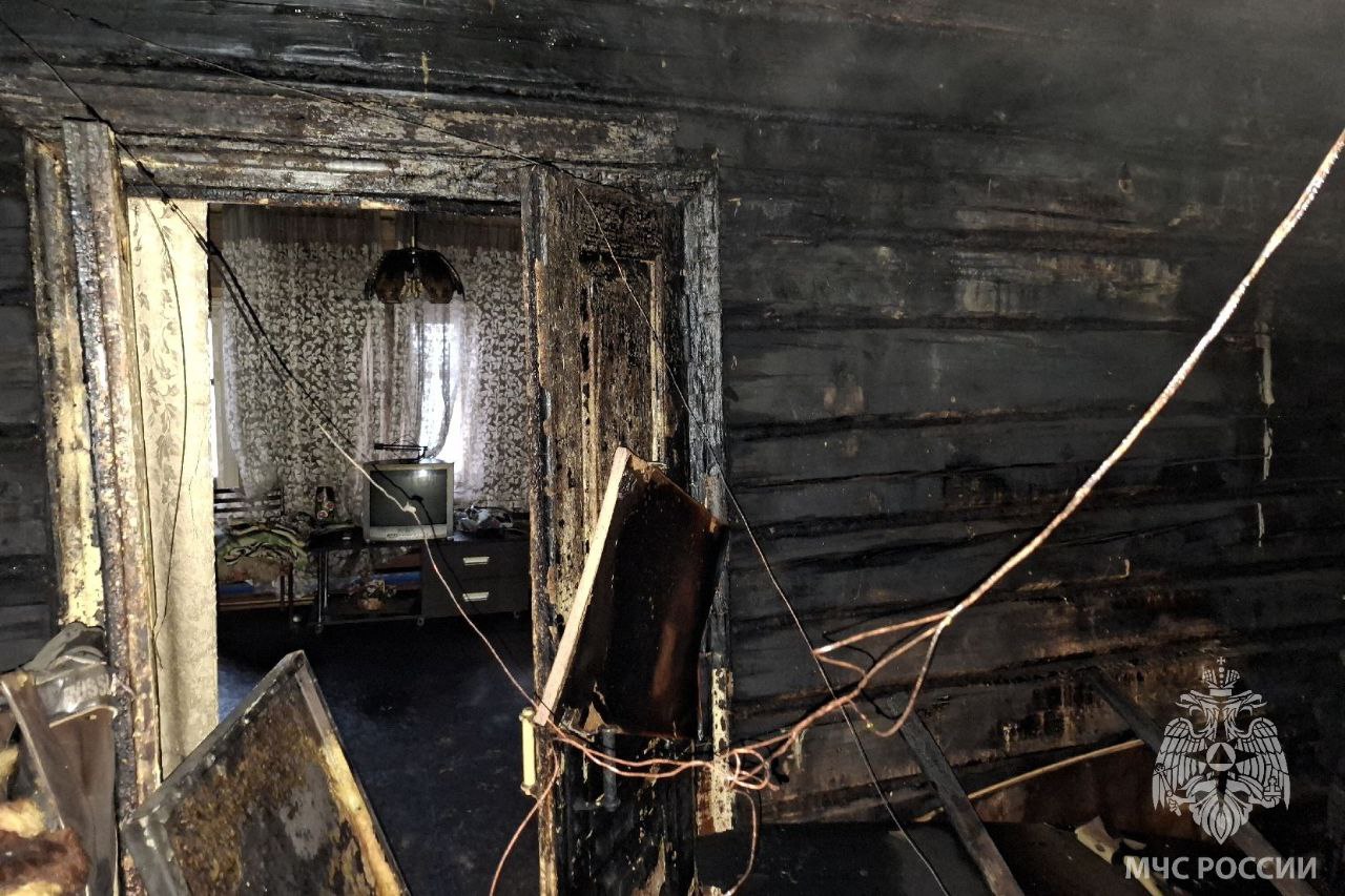 За минувшие сутки пожарно- спасательные подразделения: За минувшие сутки пожарно- спасательные подразделения: