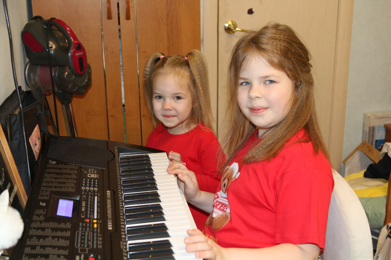 Руководитель следственного управления принял участие во Всероссийской акции «Елка желаний» Руководитель следственного управления принял участие во Всероссийской акции «Елка желаний»