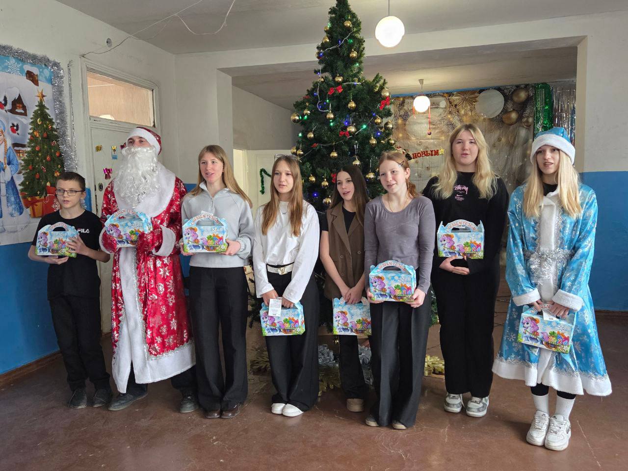 Жители Ивановской области поздравили детей ЛНР с Новым годом и Рождеством Жители Ивановской области поздравили детей ЛНР с Новым годом и Рождеством