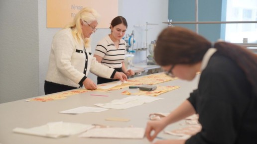 ������� ������� ��������� �������������� � �������� ������������� �������