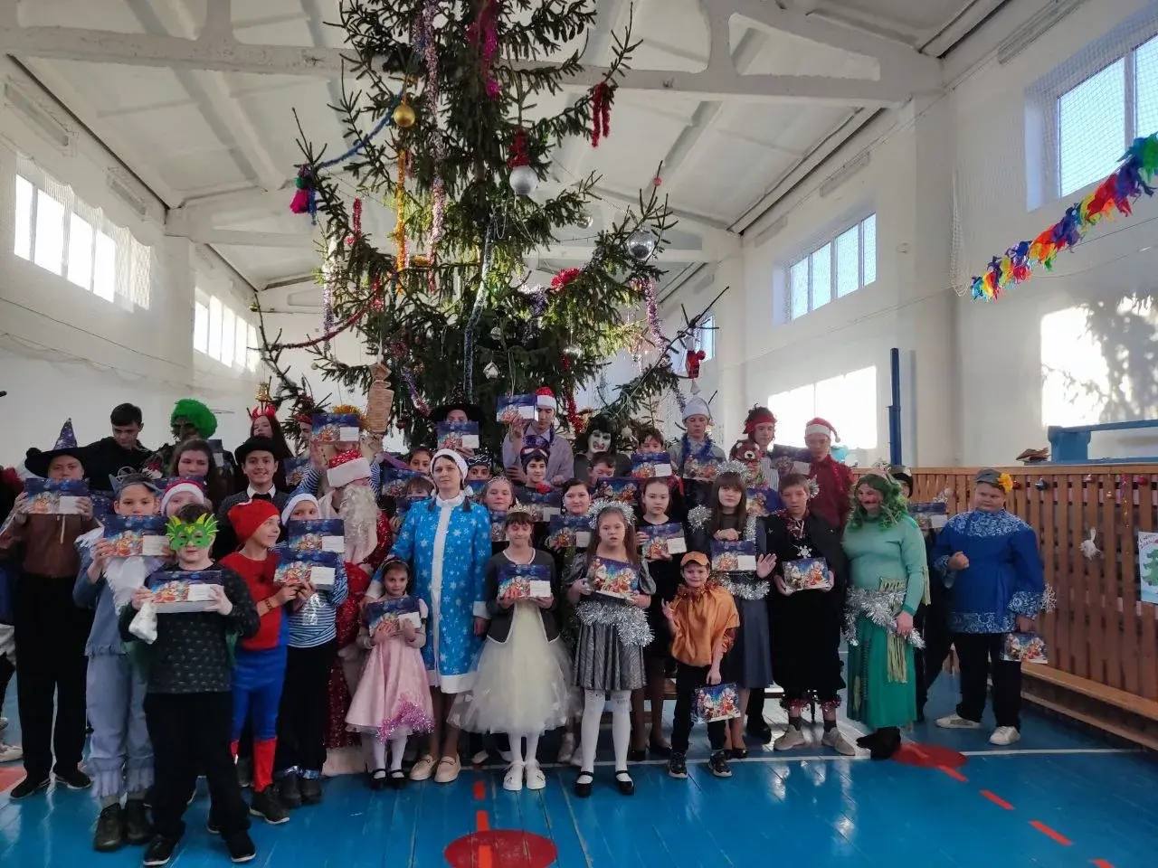 В рамках региональной недели член Комитета Государственной Думы по физической культуре и спорту Сергей Неверов посетил Смоленскую область В рамках региональной недели член Комитета Государственной Думы по физической культуре и спорту Сергей Неверов посетил Смоленскую область