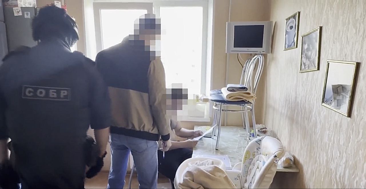 При силовой поддержке спецназа Росгвардии пресечено производство контрафактного алкоголя в Ивановской области