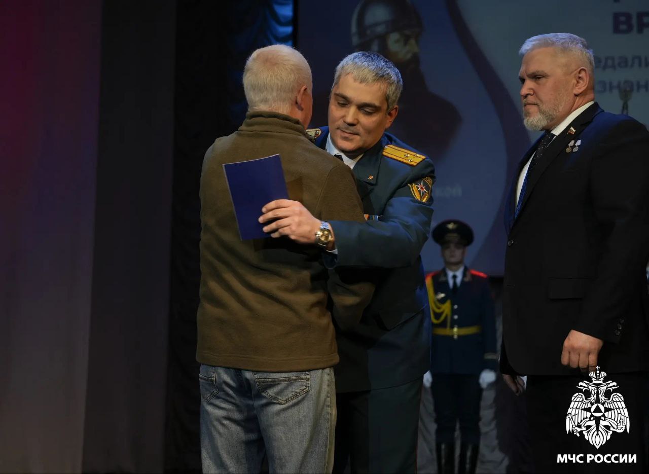 КО ДНЮ ЗАЩИТНИКА ОТЕЧЕСТВА МЕДАЛИ «ОТЕЦ СОЛДАТА» ВРУЧИЛИ БОЛЕЕ ЧЕМ В 30 РЕГИОНАХ СТРАНЫ КО ДНЮ ЗАЩИТНИКА ОТЕЧЕСТВА МЕДАЛИ «ОТЕЦ СОЛДАТА» ВРУЧИЛИ БОЛЕЕ ЧЕМ В 30 РЕГИОНАХ СТРАНЫ