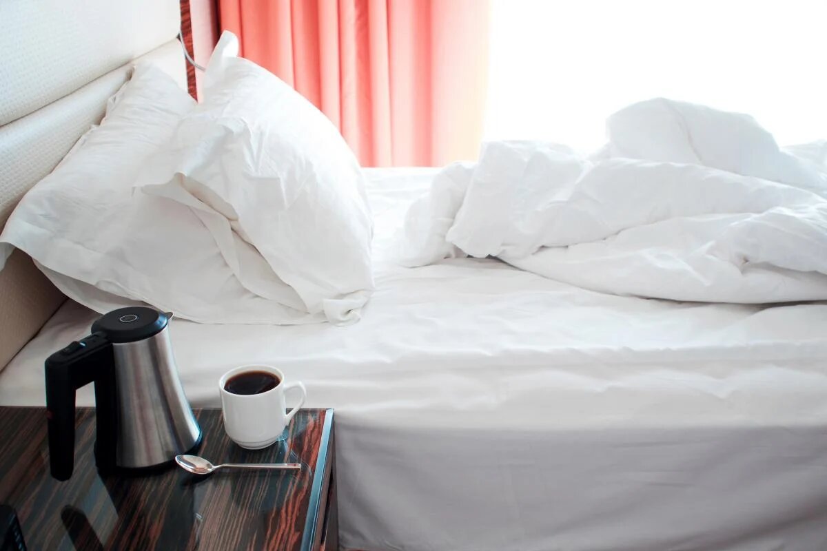 Затхлость белья: Почему это происходит и как с этим бороться