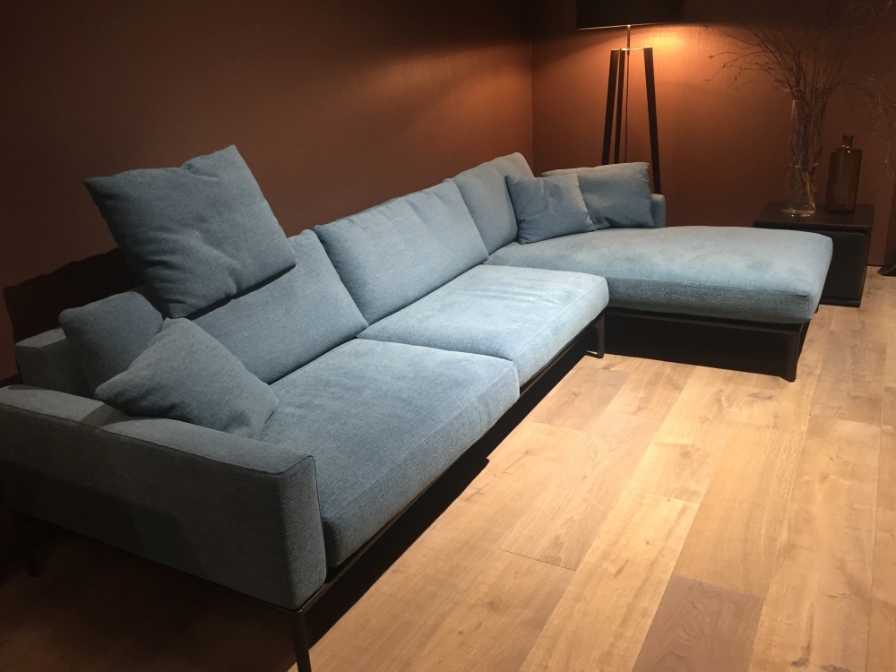 Коричневый цвет в интерьере: возвращение к классике с новой силой