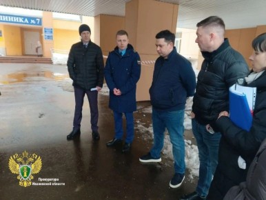 По поручению прокурора области Андрея Жугина сотрудники надзорного ведомства посетили взрослую поликлинику ОБУЗ «ГКБ № 7», где нарушены сроки выполнения работ по капитальному ремонту здания в рамках реализации национального...