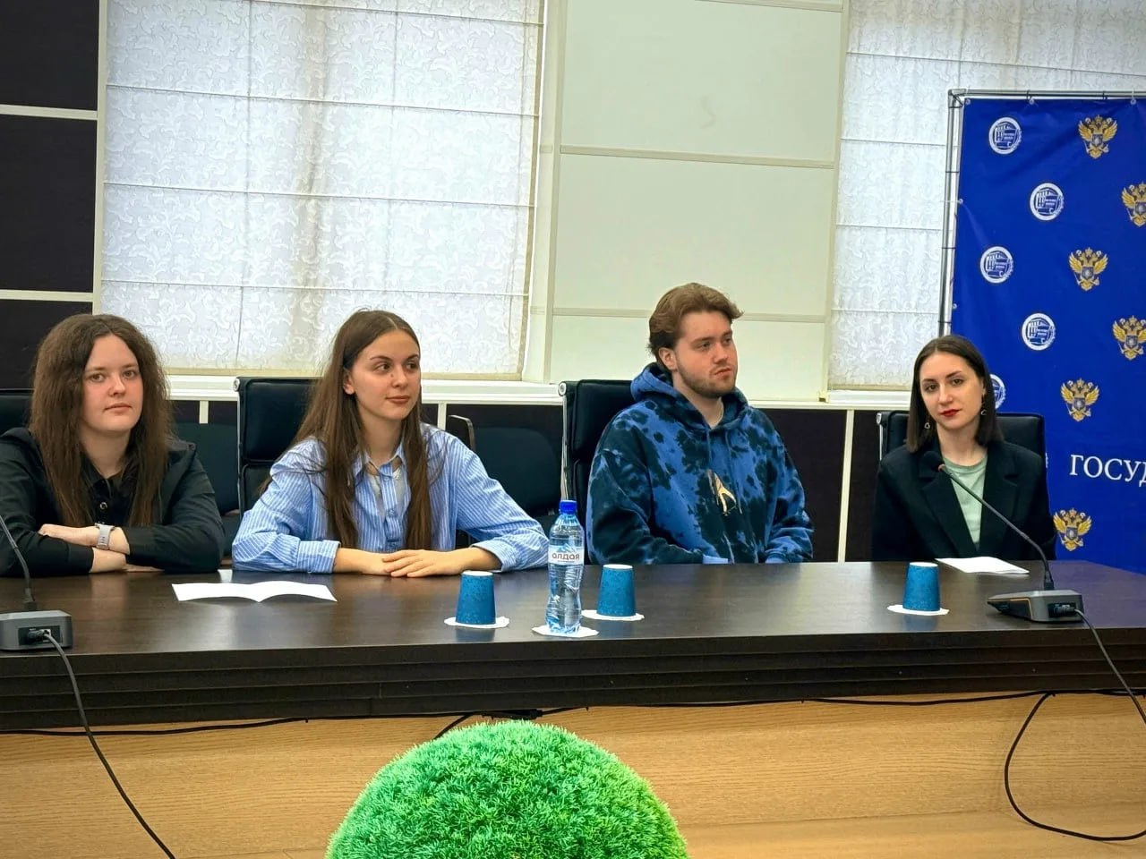 В День молодого избирателя в Ивановском государственном университете обсуждали вопросы избирательной активности молодёжи В День молодого избирателя в Ивановском государственном университете обсуждали вопросы избирательной активности молодёжи