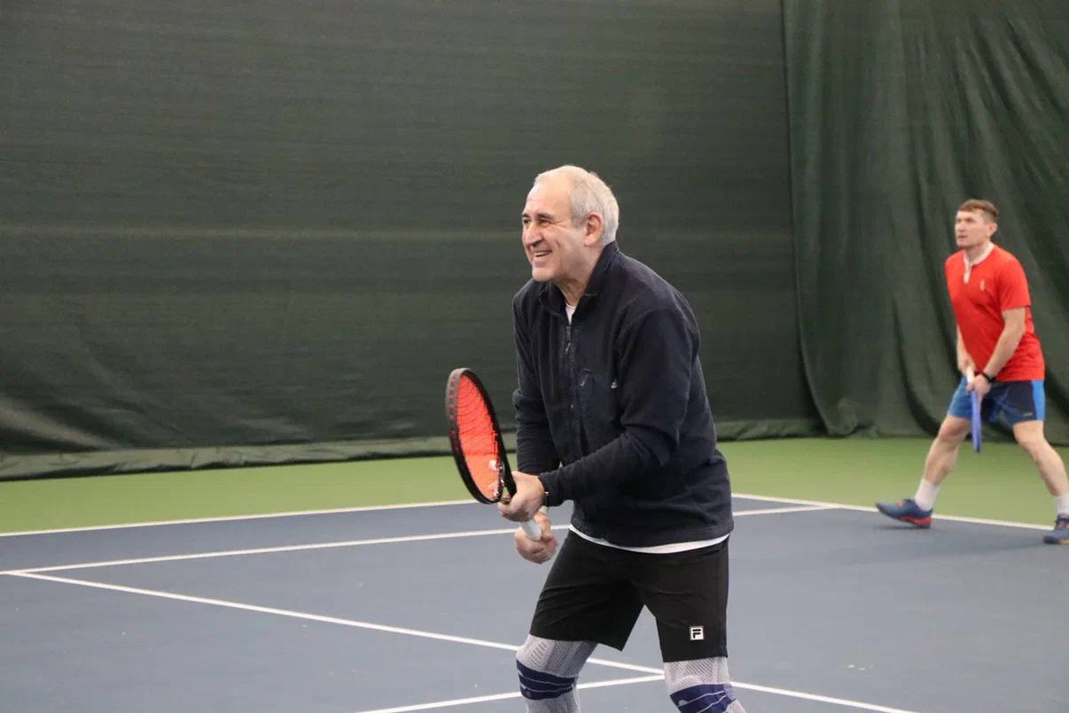 В Смоленске стартовал теннисный турнир памяти Юрия Гагарина В Смоленске стартовал теннисный турнир памяти Юрия Гагарина