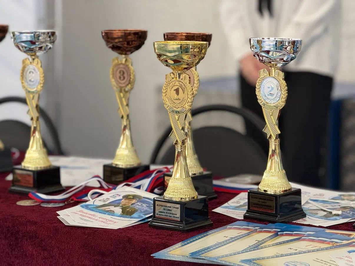 Сегодня день рождения Юрия Гагарина Сегодня день рождения Юрия Гагарина