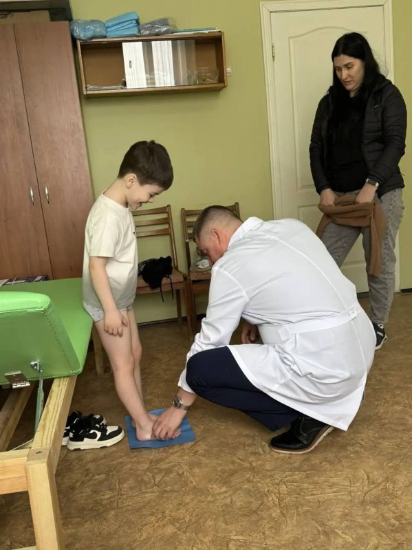 Игорь Кастюкевич: В Херсонскую область приехали и уже ведут прием детские ортопеды, хирурги и лор из Оренбуржья.