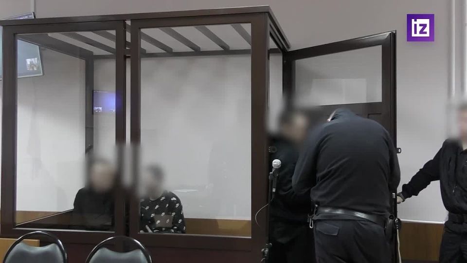 Три жителя Ивановской области, в том числе несовершеннолетний, совершили теракт у вышки сотовой связи, сообщили в ФСБ РФ