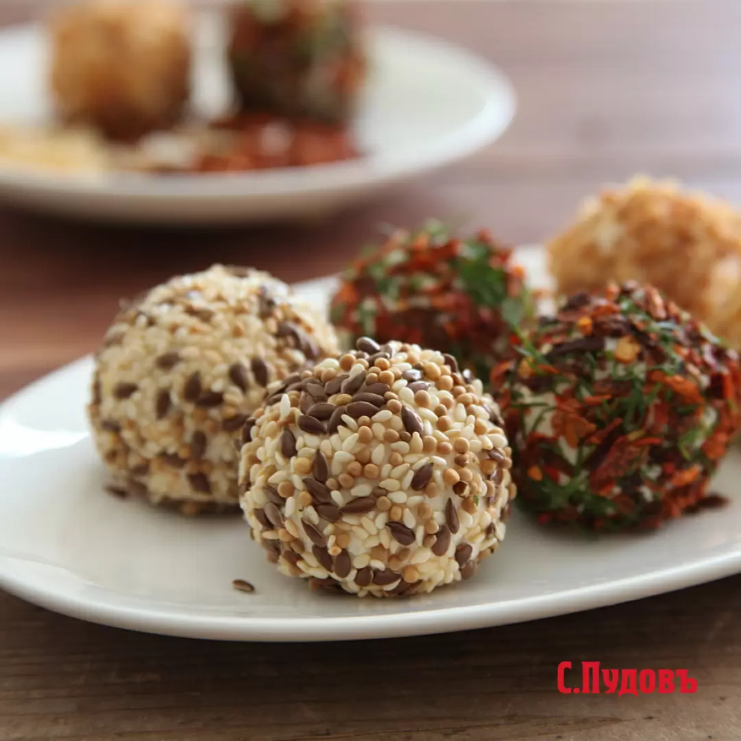 Универсальные сырные шарики: идеальная закуска для любого праздника