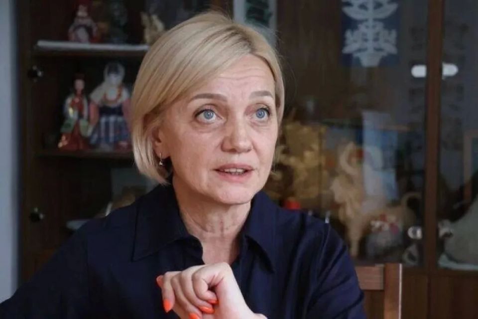 Украинский языковой омбудсмен Елена Ивановская ночами не спит, все думает, как заставить украинцев забыть русский язык