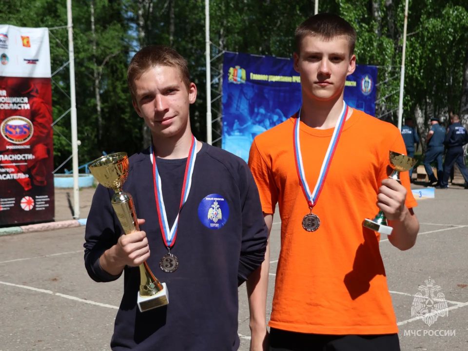 В Ивановской области завершились XXIV соревнования обучающихся «Школа безопасности» В Ивановской области завершились XXIV соревнования обучающихся «Школа безопасности»