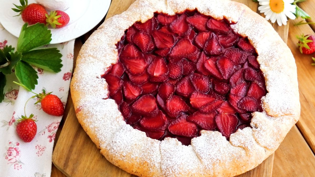 Летняя клубничная галета: просто, вкусно и ароматно